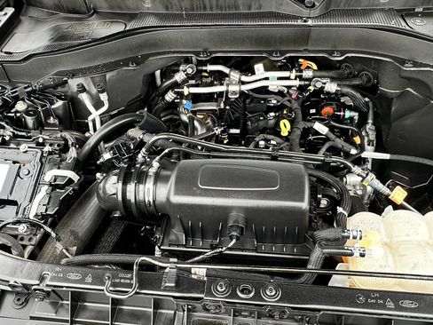 Used 2023 Ford Explorer 2WD image 22