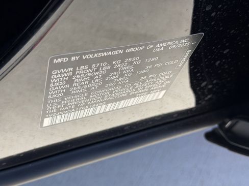 New 2026 Volkswagen Atlas SE image 32