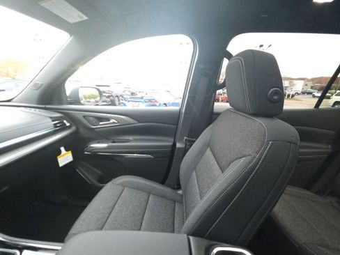 New 2026 Chevrolet Traverse LT w/ Enhanced Driving Package image 22