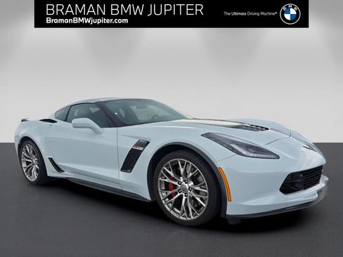Used 2018 Chevrolet Corvette Z06 RWD image 1