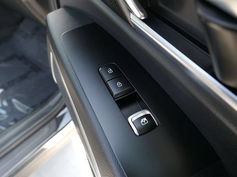 Used 2024 Kia Telluride EX w/ EX Captain's Chair Package FWD image 27