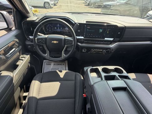 Certified 2023 Chevrolet Silverado 1500 LT AWD/4WD image 15