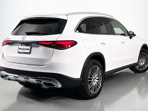 New 2026 Mercedes-Benz GLC 300 image 11