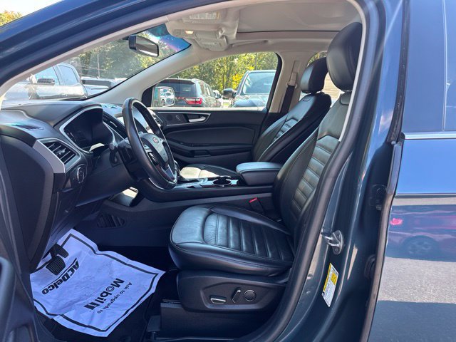 Used 2016 Ford Edge SEL w/ Equipment Group 201A AWD/4WD image 13