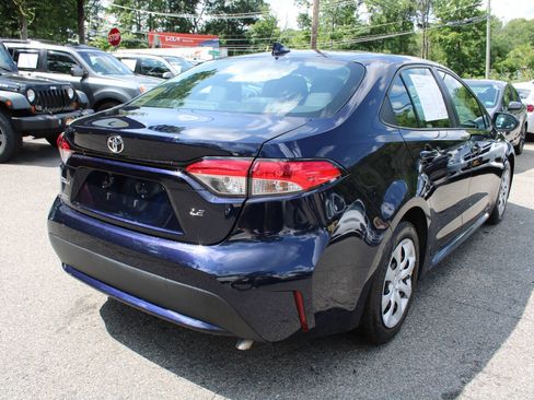 Used 2021 Toyota Corolla LE FWD image 8