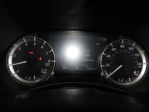 Used 2023 Toyota Highlander XSE image 31