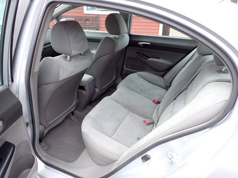 Used 2010 Honda Civic LX image 8