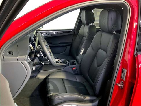 New 2025 Porsche Macan Turbo AWD/4WD image 5