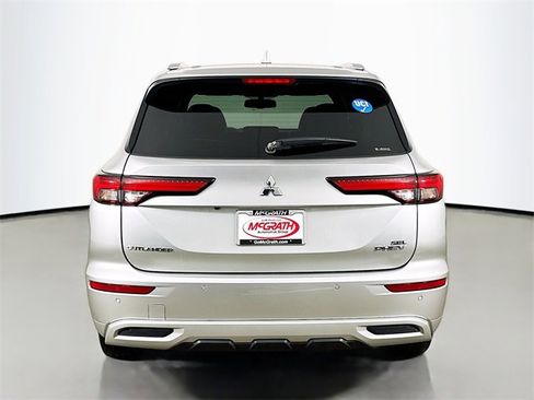 Used 2023 Mitsubishi Outlander SEL image 21