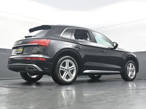 Used 2023 Audi Q5 e Premium Plus AWD/4WD image 49