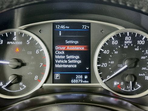 Used 2019 Nissan Sentra SV FWD image 18