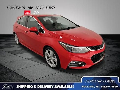 Used 2017 Chevrolet Cruze Premier FWD image 1