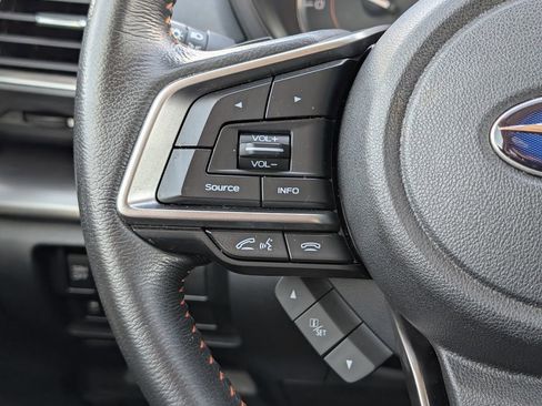 Used 2018 Subaru Crosstrek 2.0i Limited image 19