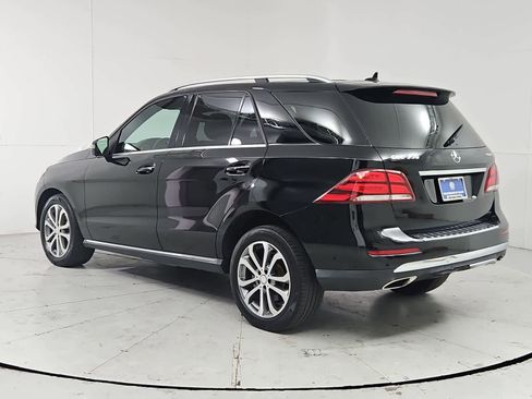 Used 2016 Mercedes-Benz GLE 350 4MATIC w/ Premium Package image 4
