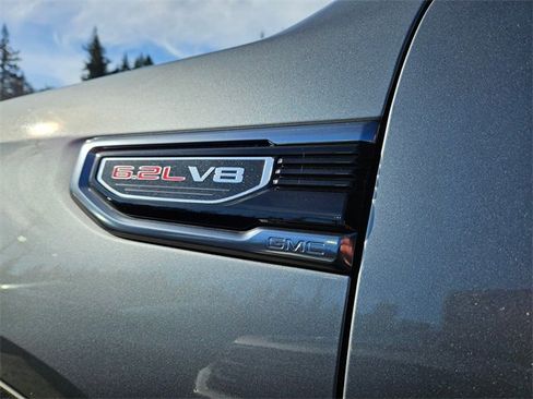 Used 2019 GMC Sierra 1500 AT4 w/ AT4 Premium Package image 10