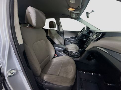 Used 2016 Hyundai Santa Fe Sport image 27