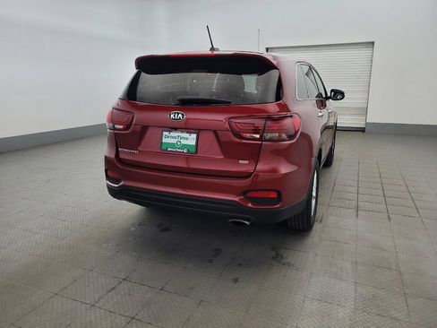 Used 2019 Kia Sorento FWD image 7