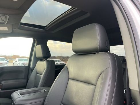 Used 2022 GMC Sierra 1500 SLT w/ SLT Premium Plus Package image 19