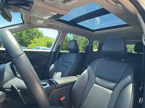 Certified 2023 Nissan Rogue SV w/ SV Premium B Package AWD/4WD image 12