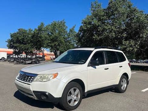 Used 2011 Subaru Forester 2.5X AWD/4WD image 3