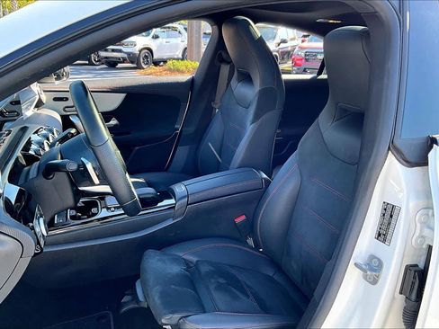 Used 2023 Mercedes-Benz CLA 250 image 8