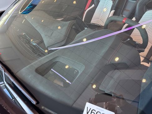 Used 2023 Chevrolet Corvette Stingray Premium Conv w/ Z51 Performance Package image 23