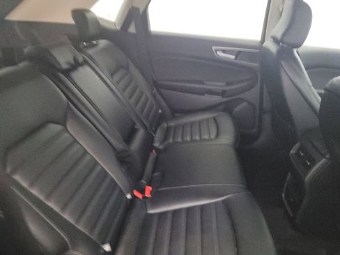 Used 2024 Ford Edge SEL image 19