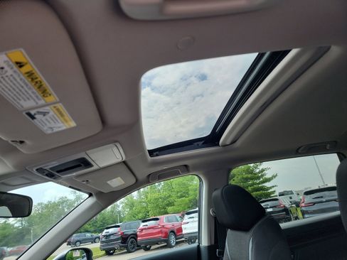 New 2026 Honda CR-V EX image 19