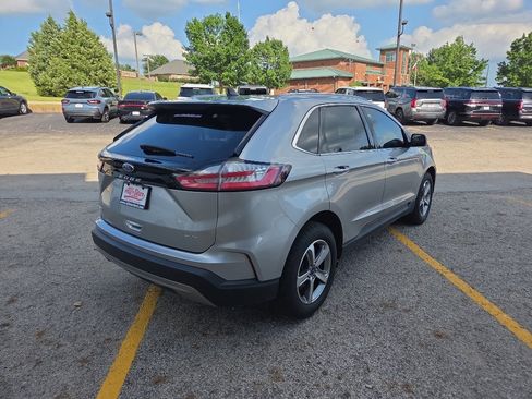 Used 2022 Ford Edge SEL w/ Convenience Package AWD/4WD image 5