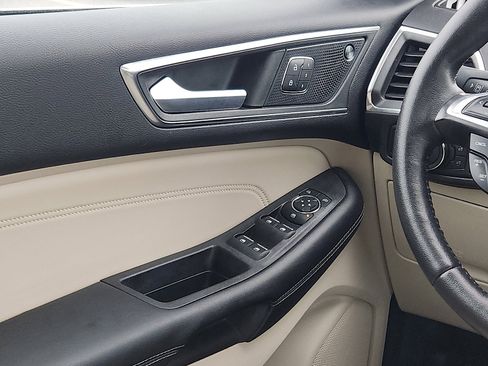 Certified 2022 Ford Edge Titanium w/ Equipment Group 301A image 12