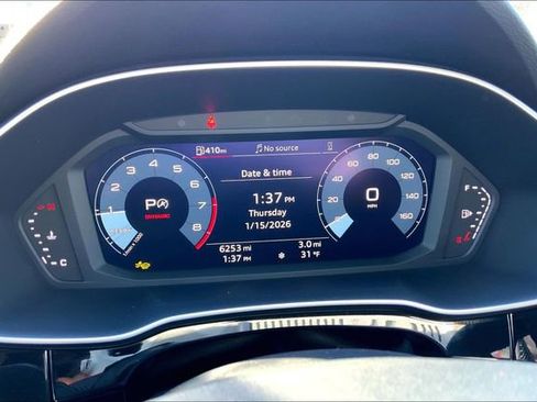 Used 2025 Audi Q3 2.0T Premium Plus w/ Premium Plus Package image 25