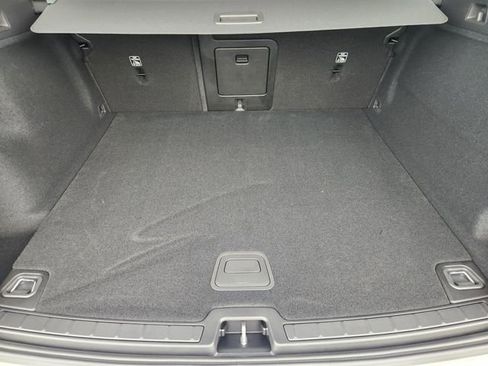 Used 2025 Volvo XC60 B5 Core w/ Climate Package image 35