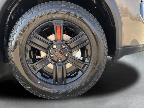 New 2026 Nissan Rogue SV AWD/4WD image 12