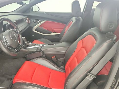 Certified 2021 Chevrolet Camaro LT image 15
