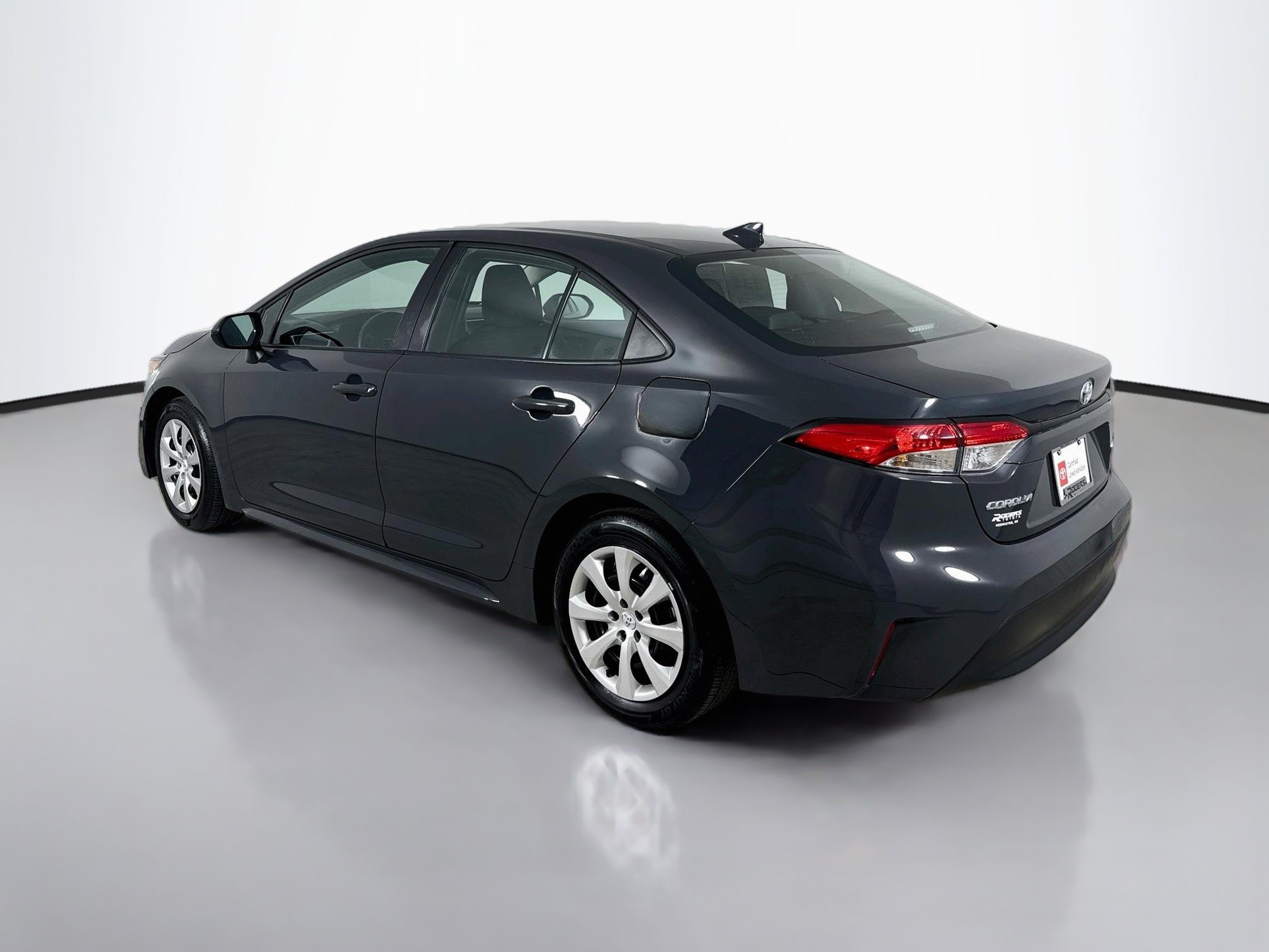 Certified 2025 Toyota Corolla LE FWD image 6