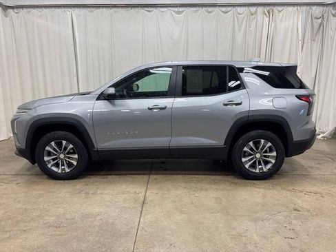 Used 2026 Chevrolet Equinox LT FWD image 7