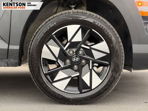 Used 2025 Hyundai Kona SEL image 17
