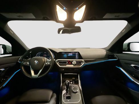 Used 2021 BMW 330e w/ Convenience Package image 16