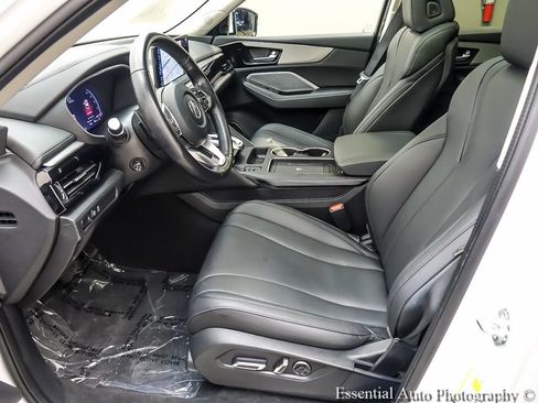 Used 2025 Acura MDX SH-AWD image 9