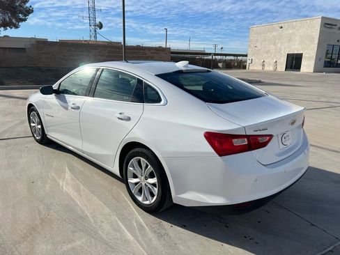 Used 2024 Chevrolet Malibu LT image 3