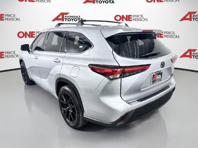 Certified 2022 Toyota Highlander XLE FWD image 6