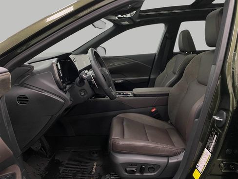 Certified 2025 Lexus RX 350 AWD image 30