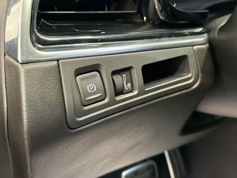 Used 2020 Cadillac XT6 Sport image 14