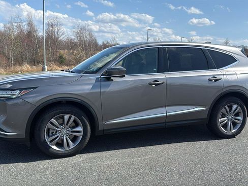 Used 2023 Acura MDX SH-AWD image 11