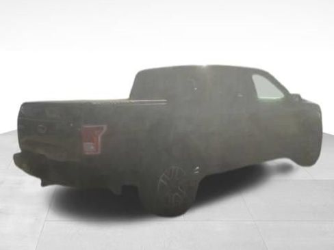 Used 2017 Ford F150 XLT w/ Equipment Group 302A Luxury AWD/4WD image 8
