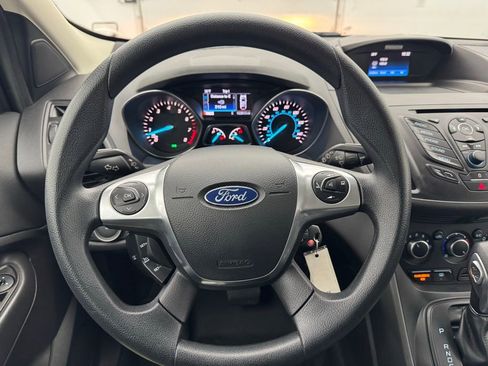 Used 2016 Ford Escape S image 16