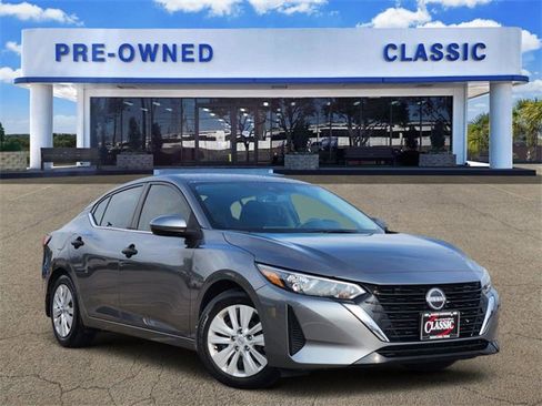 Used 2024 Nissan Sentra S image 1