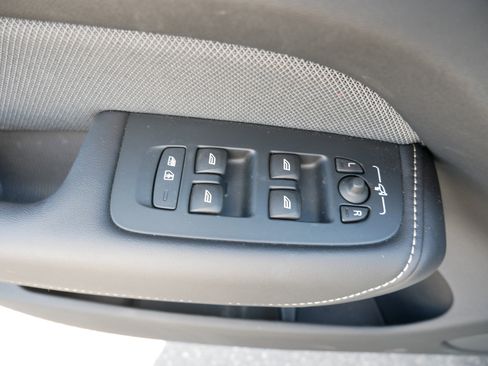 Certified 2024 Volvo XC60 T8 Polestar AWD/4WD image 18