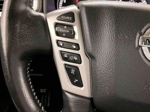 Used 2019 Nissan Titan PRO-4X w/ Pro-4x Utility Package image 12