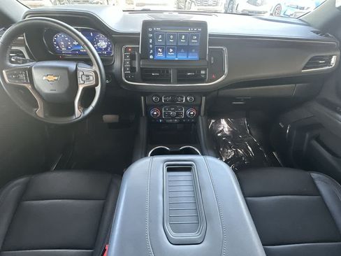 Used 2024 Chevrolet Suburban High Country AWD/4WD image 24